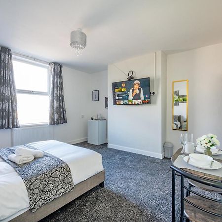 לידס *Rc246*For Your Relaxed & Cosy Stay + Free Parking מראה חיצוני תמונה