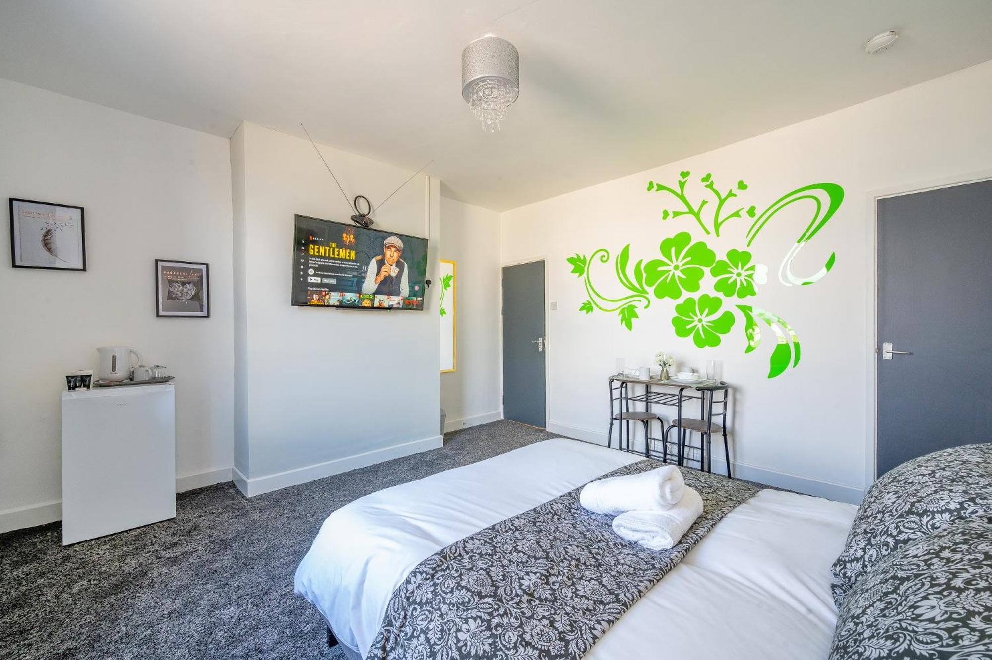 לידס *Rc246*For Your Relaxed & Cosy Stay + Free Parking מראה חיצוני תמונה
